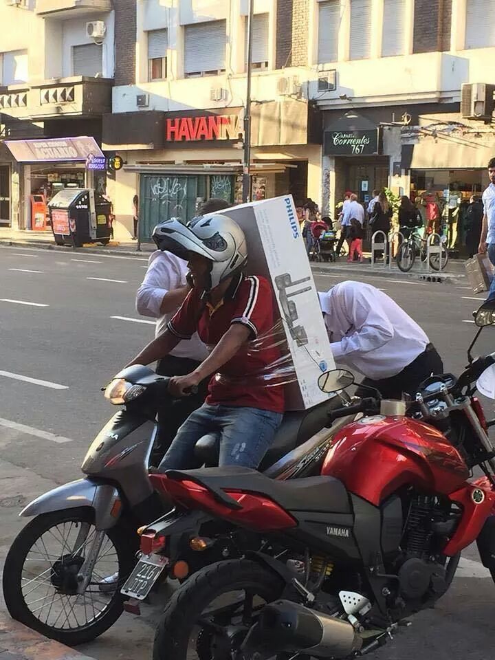 _jmoyano's tweet image. &quot;@dino_tb: @Una_Bronca_  ta caro el taxi, y flete ni hablar http://t.co/JlrueeJWQr&quot; #MatenlosATodos