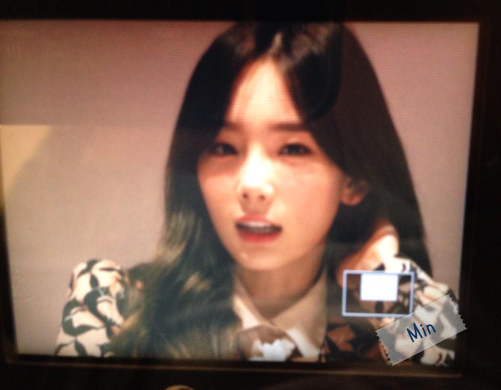 [PIC][27-11-2014]SNSD xuất hiện tại buổi fansign cho "LOTTE MALL" vào chiều nay B3b2--vCUAApkgw