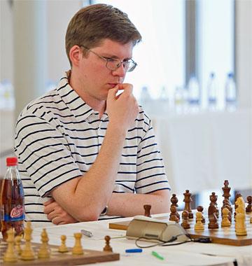 Happy 34th Birthday Vladimir Malakhov! He has 9.5/13 so far at the Chinese League 2014. Photo:  