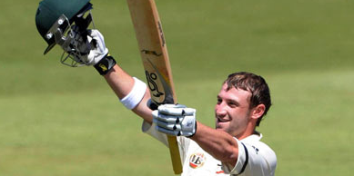 BuzzFeedOz's tweet photo. BREAKING: Cricketer Phil Hughes has died. 
He was 25.
;( http://t.co/nkXQz4sWNw http://t.co/1JrHn1zgC5
