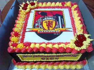 Ryan_Lallo94's tweet photo. @UtdIndonesiaSOQ RT "@Husni_United: "happy 2nd ANNIVERSARY UICS" >=) GGMU >=) http://t.co/Nxaq1zA9Km"