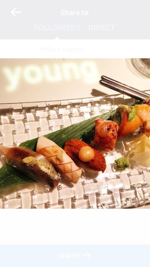 hilarychankent's tweet photo. #ThatsHowWeRoll #SUSHIANDSIPS @FairmontPacific @wanderlustmgt http://t.co/rvO6pEpkwV