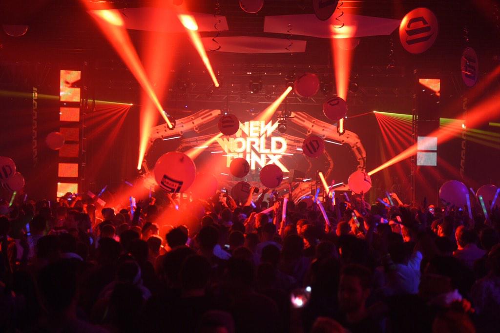 ClubGlow's tweet photo. #15YearsOfGlow http://t.co/XOOH94s4hS