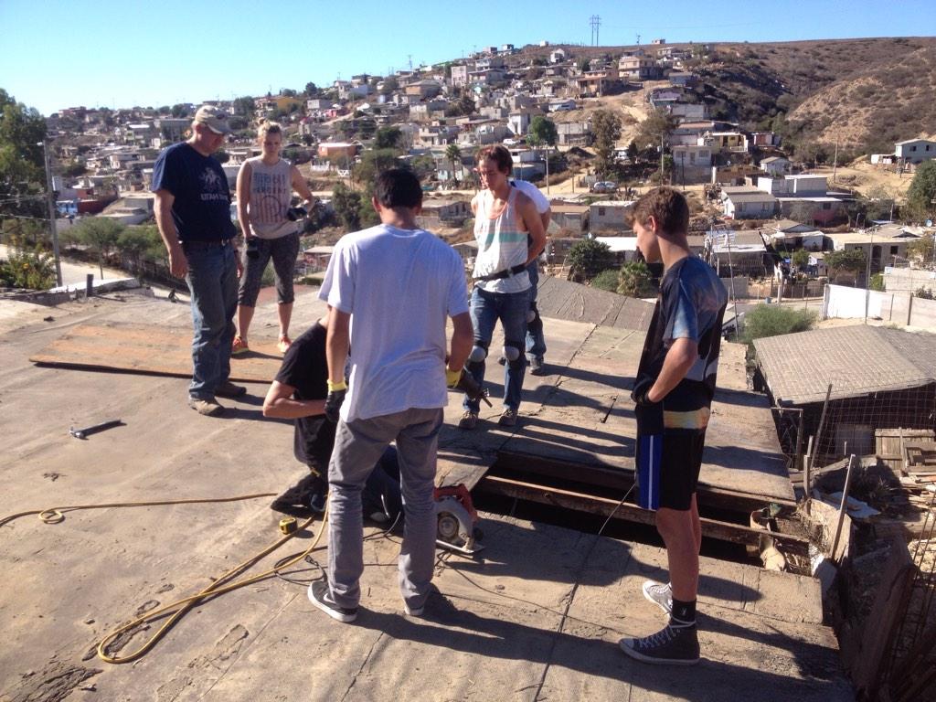 ashatarihope's tweet photo. Ashatari heads to Mexico to rebuild houses and lives!  If you'd like to support, see our website #Ashatari http://t.co/7LtJ9T77c9