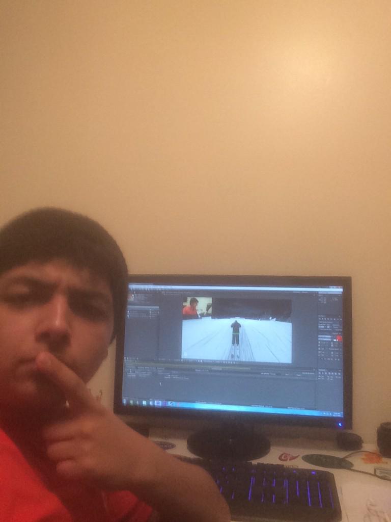 Aidinbharti's tweet image. When you have so much stuff to edit but you dont want to. #editorprobs