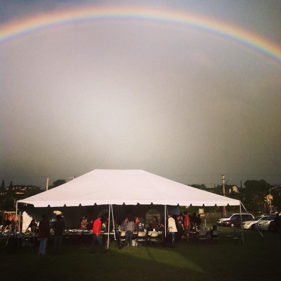 MarkGudmunson's tweet photo. #God's promise over #Pukalani #Nazarene as we prep and cook over 370 turkey, help feed needy on #Maui. #God is good! http://t.co/N4d1jKlBfx