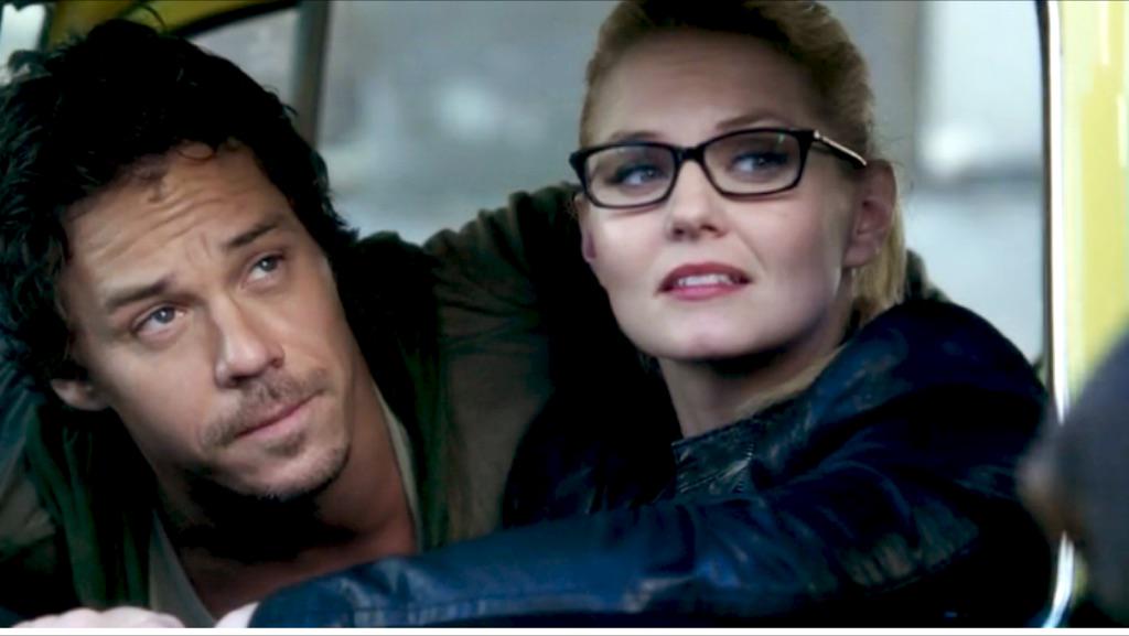 SimsonLucy's tweet photo. Fav for Emma and Neal 
RT for Swan and Hook 
#OUAT http://t.co/RwndUtHA2r
