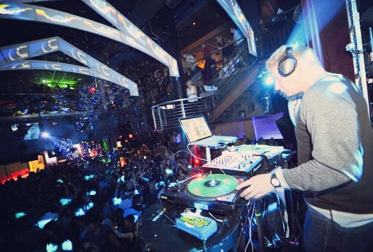 ProvidenceAC's tweet photo. @djprimeofficial Thanksgiving Eve 2014!!! #ProvidenceAC #DOACNightlife #TGE2014 #TropicanaAC #TropicanaNightlife http://t.co/76h0WQ7aY3