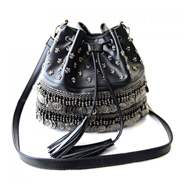 RuSumki's tweet image. Так похожи, но такие разные...