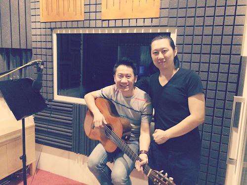 AlexOhComposer's tweet photo. Recording guitarist Teo Poh Heng at #Playerfield studio. Had a great time!
@playerfieldsg #recording #musicproduction http://t.co/buaNel1paN