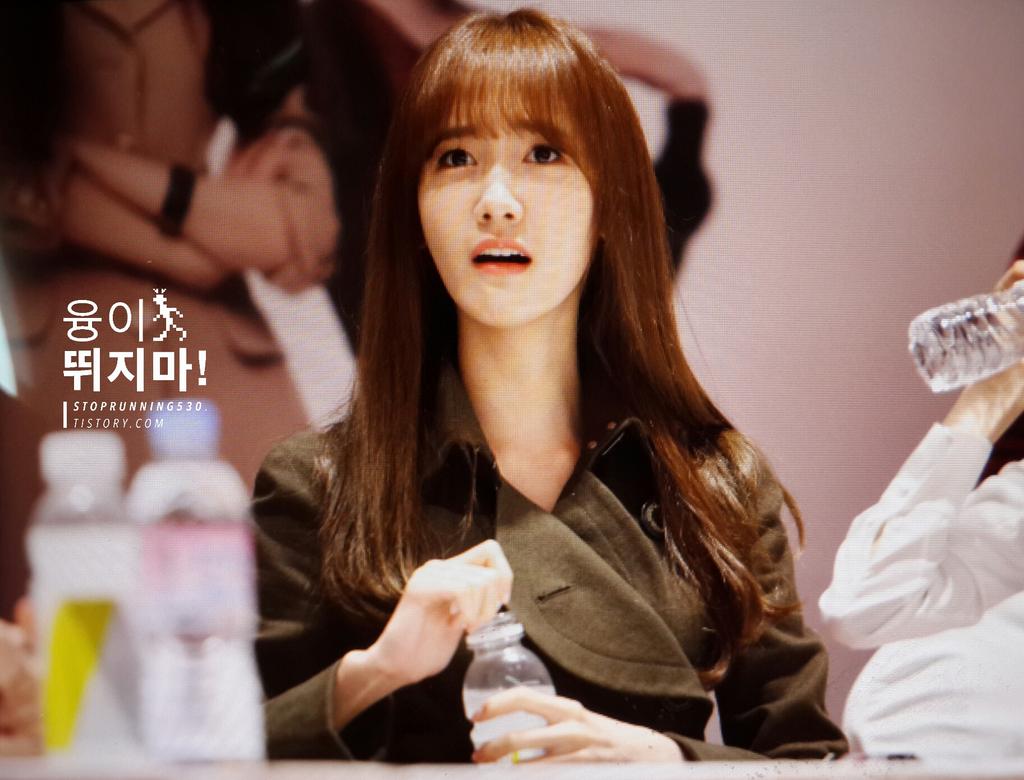 [PIC][27-11-2014]SNSD xuất hiện tại buổi fansign cho "LOTTE MALL" vào chiều nay - Page 6 B3bozEBCQAETFD9