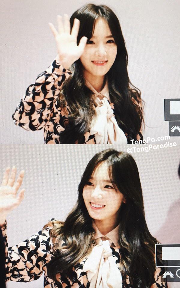 [PIC][27-11-2014]SNSD xuất hiện tại buổi fansign cho "LOTTE MALL" vào chiều nay B3bq9YMCQAAlN3_