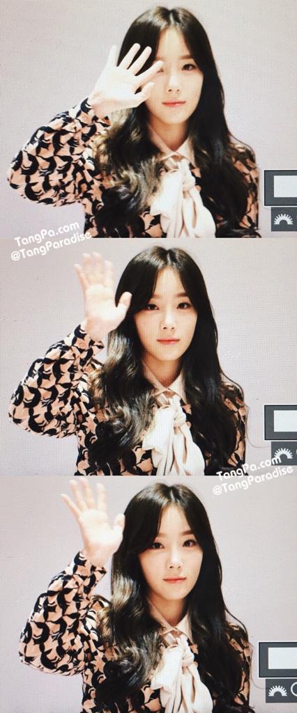 [PIC][27-11-2014]SNSD xuất hiện tại buổi fansign cho "LOTTE MALL" vào chiều nay B3bq9a4CAAAnDZ6