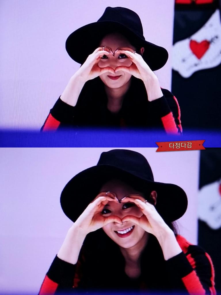 [PIC][27-11-2014]SNSD xuất hiện tại buổi fansign cho "LOTTE MALL" vào chiều nay B3bqYfWCYAEyBon