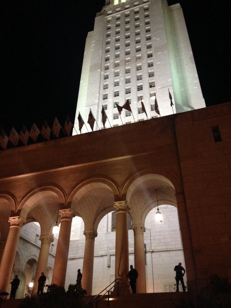 AniUcar's tweet photo. Scene at City Hall #DTLA @atvn @neontommy #Ferguson #FergusonLA http://t.co/8ahfViMbee