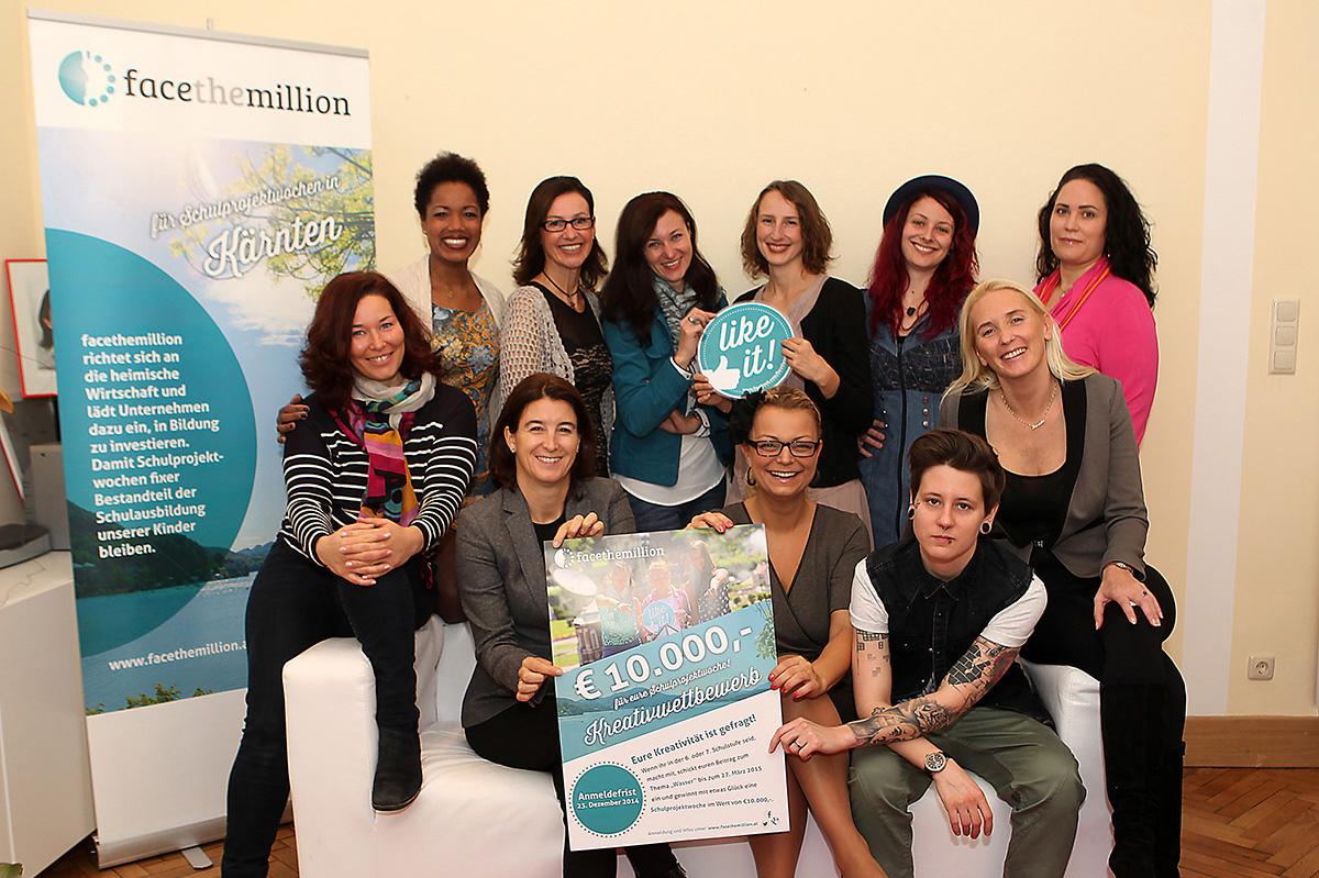 facethemillion's tweet photo. #facethemillion #Bildung jetzt!
Zehn Ein-Personen-Unternehmen zeigen soziale Verantwortung! http://t.co/cigfBcSA7x http://t.co/z7rNdR6ppP