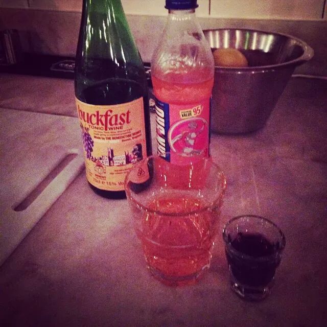 BottleMag's tweet photo. Ladies and gentlemen: May we present to you, the Bucky Bomb! Buckfast Tonic Wine and delicious Irn Bru #aperitif http://t.co/H9p2jBNTqu