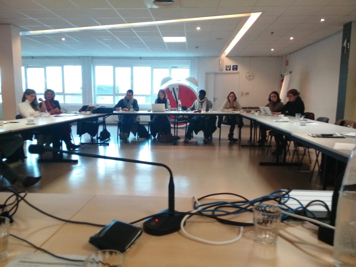 jan_vandepoel's tweet image. Aandachtig publiek bij @www11be voor seminarie rond #financefordevelopment