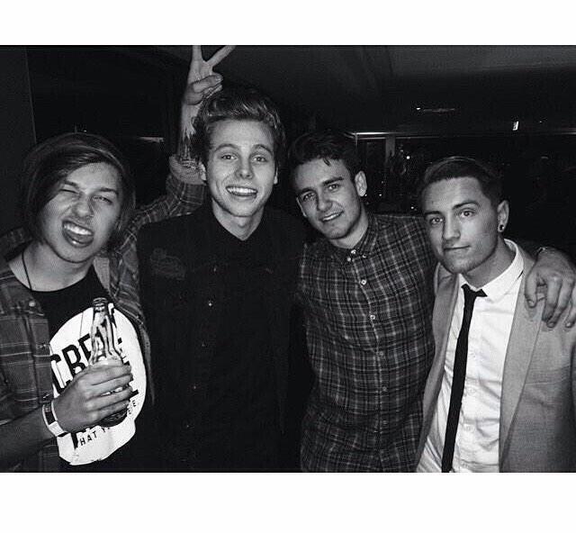 5sos Philippines On Twitter Luke And Michael With Forever Ends Here During The Aria Awards After Party 11 26 14 Http T Co Rsxthr78gb