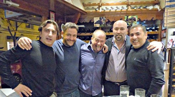 ¡Vaya panda! Con <a href="/xoseportas/">Jose Portas Garcia</a> <a href="/sergiochefwear/">Sergio Pérez</a> <a href="/ElFogondTrifon/">Trifón Jorge</a> y <a href="/albejiri/">Alberto Jimenez</a> ¡Rock and Roll!