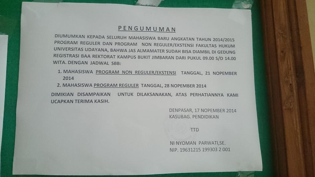 HukumUnud's tweet photo. Informasi terakhir mengenai jas almamater yang sudah bisa diambil tanggal 28 november http://t.co/VfL5Tsm3rR