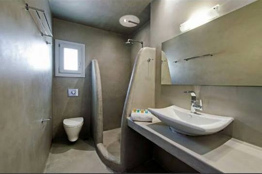 AlphaCement's tweet image. Εφαρμογή πατητής τσιμεντοκονίας στο Central Fira Hotel #arcitects #hotels #design