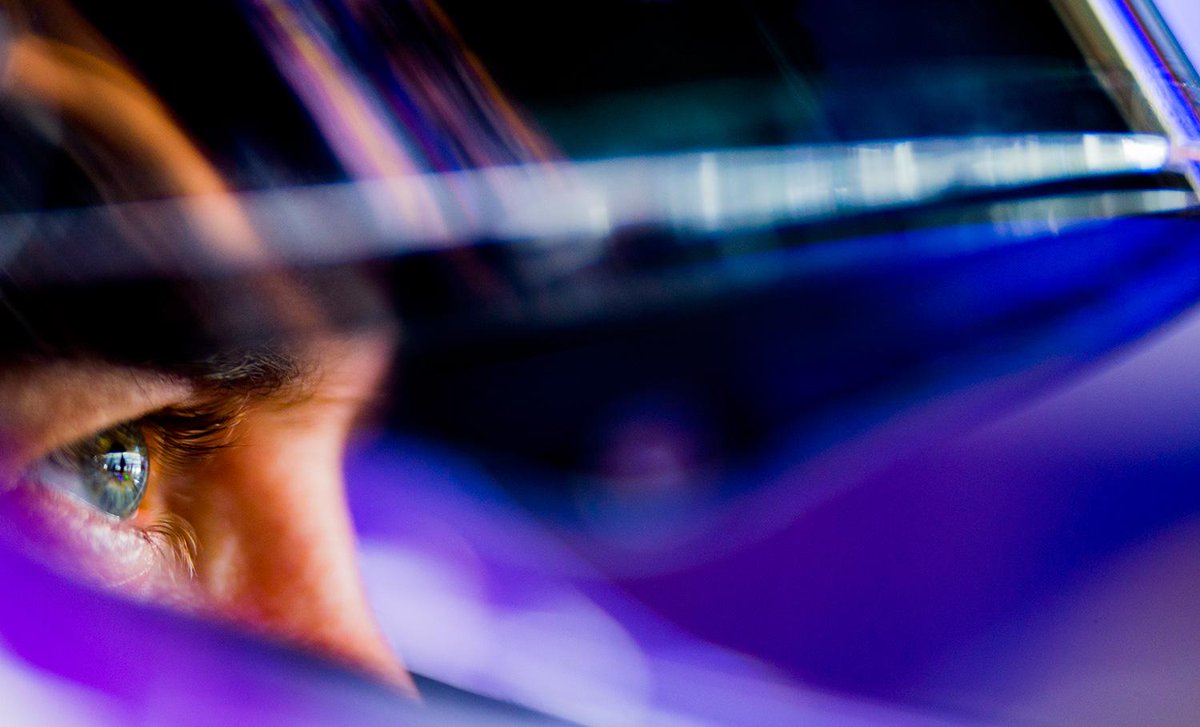 redbullracing's tweet photo. Danke Seb! Check out a special gallery from Seb's last race with The Team at the #AbuDhabiGP: http://t.co/9omOYO9O2u http://t.co/YYuN8moArU