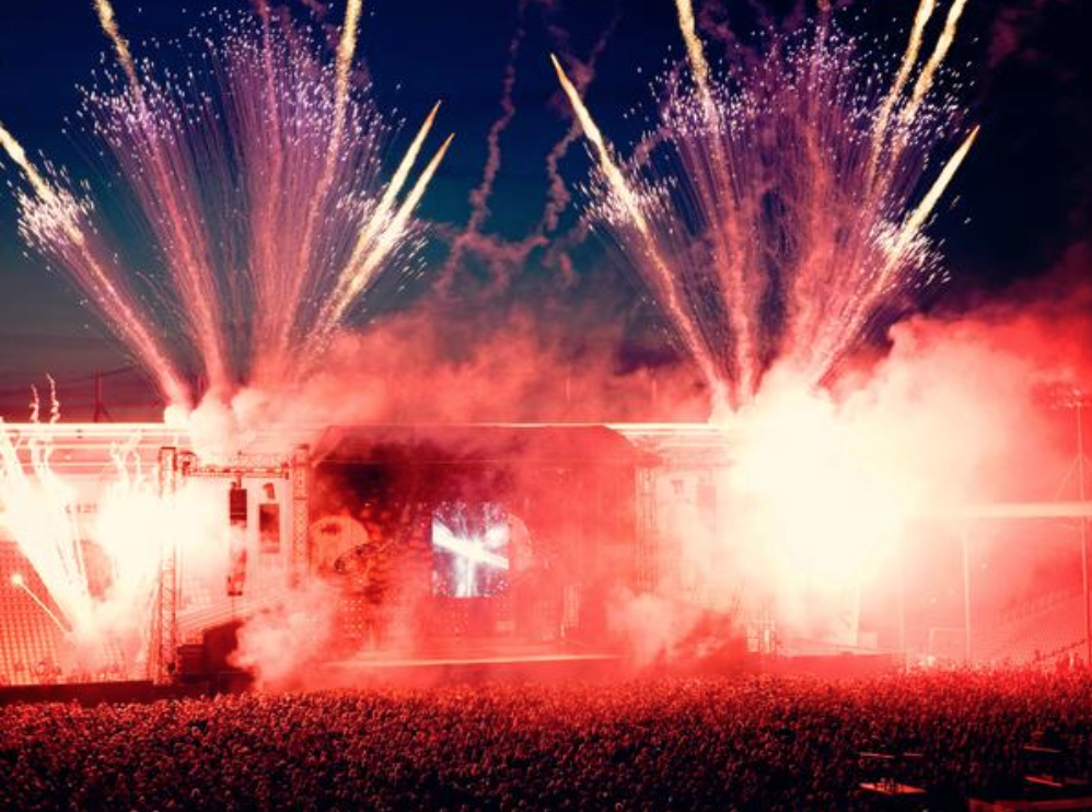 Pretty Cool bringing <a href="/rodstewart/">Sir Rod Stewart</a> to Lancashire this year too with <a href="/CuffeandTaylor/">Cuffe & Taylor</a> #LoveLancashire #LancashireDay