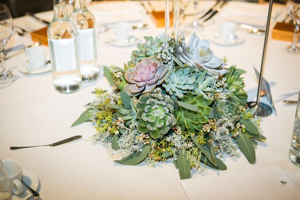 flobouquets's tweet photo. Florence Gray was a proud sponsor of Royal Flying Doctors Service Gala Dinner. Here's a few pics of our work http://t.co/uncM4CQJkE