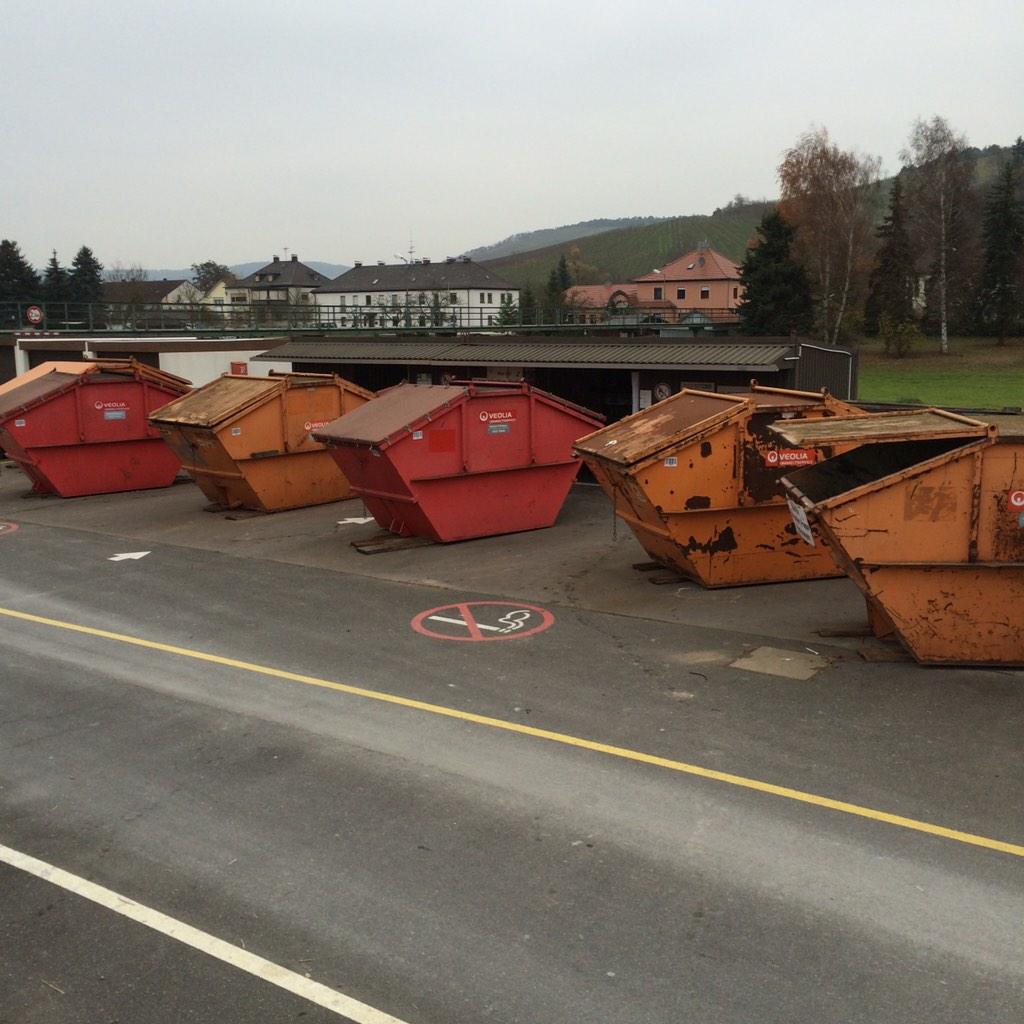 Kijk Nederland zo horen wij ons vuil af te kunnen geven top Erlabrunn👍👍#binnenvaart #main