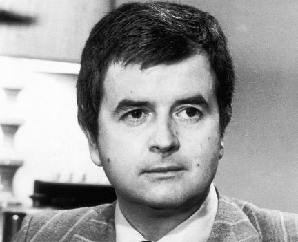 And a very happy birthday to the man who brought Bob Ferris to life: Likely Lads legend Rodney Bewes, 77 today. 