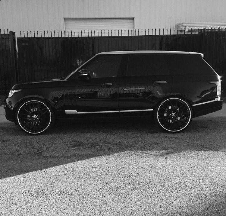 Black rover jackie o