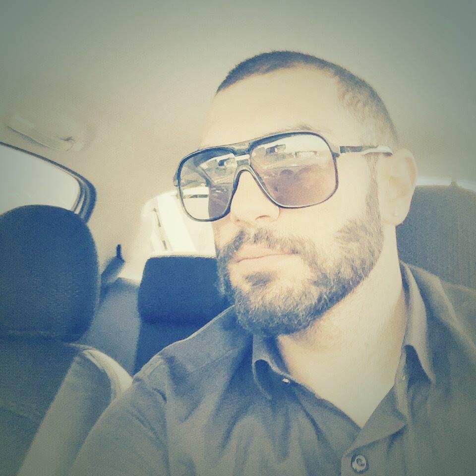 Ho3ein tweet media