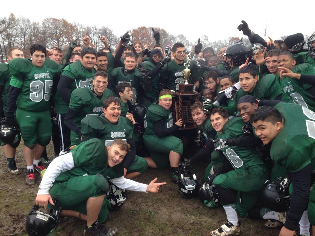 TCohenHS's tweet photo. South Plainfield poses w the trophy for first time since 1983 http://t.co/xjBqYxNQsE