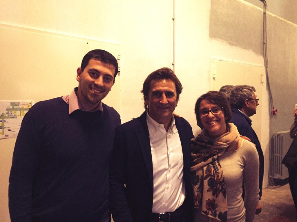 PediusCall's tweet photo. Ad #Handimatica2014 con @lxznr: "La felicità sta nel percorso e non nell'arrivo" #grandecampione http://t.co/zceEJgXGWU