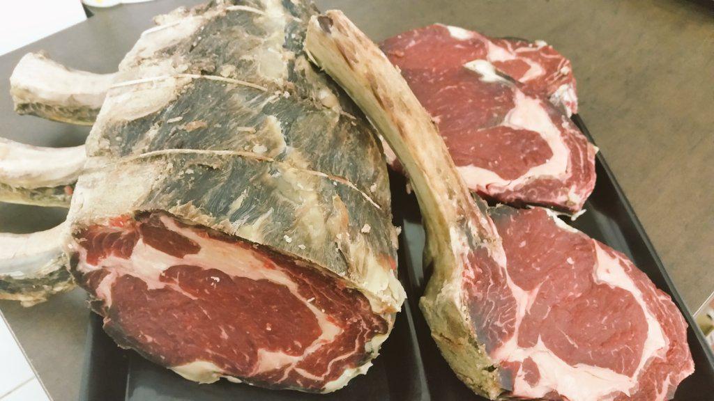 #Dry #aged #rib #eye met been, 4 weken #gerijpt, met dank aan #collega #Spoelder uit #Laren.#ambacht  #passie !