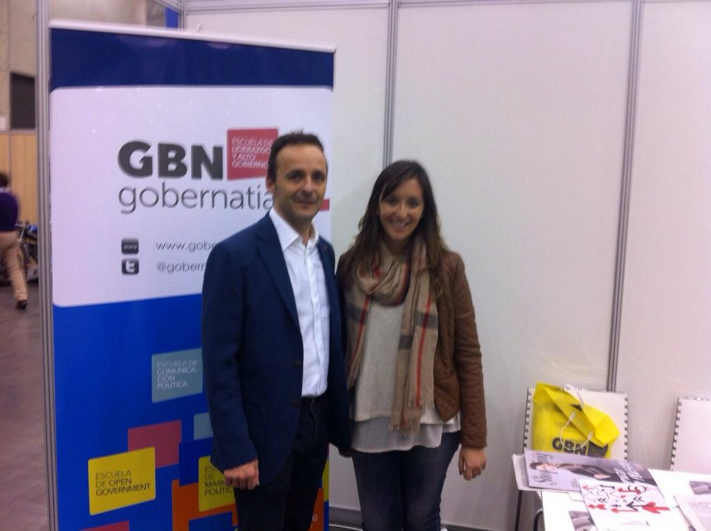 Hectogonz's tweet photo. Cerramos el expositor de @Gobernatia en #DPE2014 @feria_valencia tras un día intenso y #emprendedor http://t.co/esDQg9zwMK