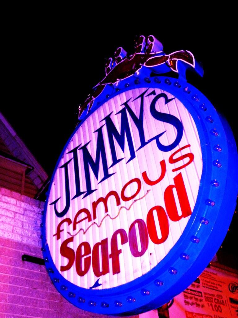 JimmysSeafood's tweet photo. Thankful for you - helping keep these lights on. God bless your families - #HappyThanksgiving! http://t.co/ye2faGg7nG
