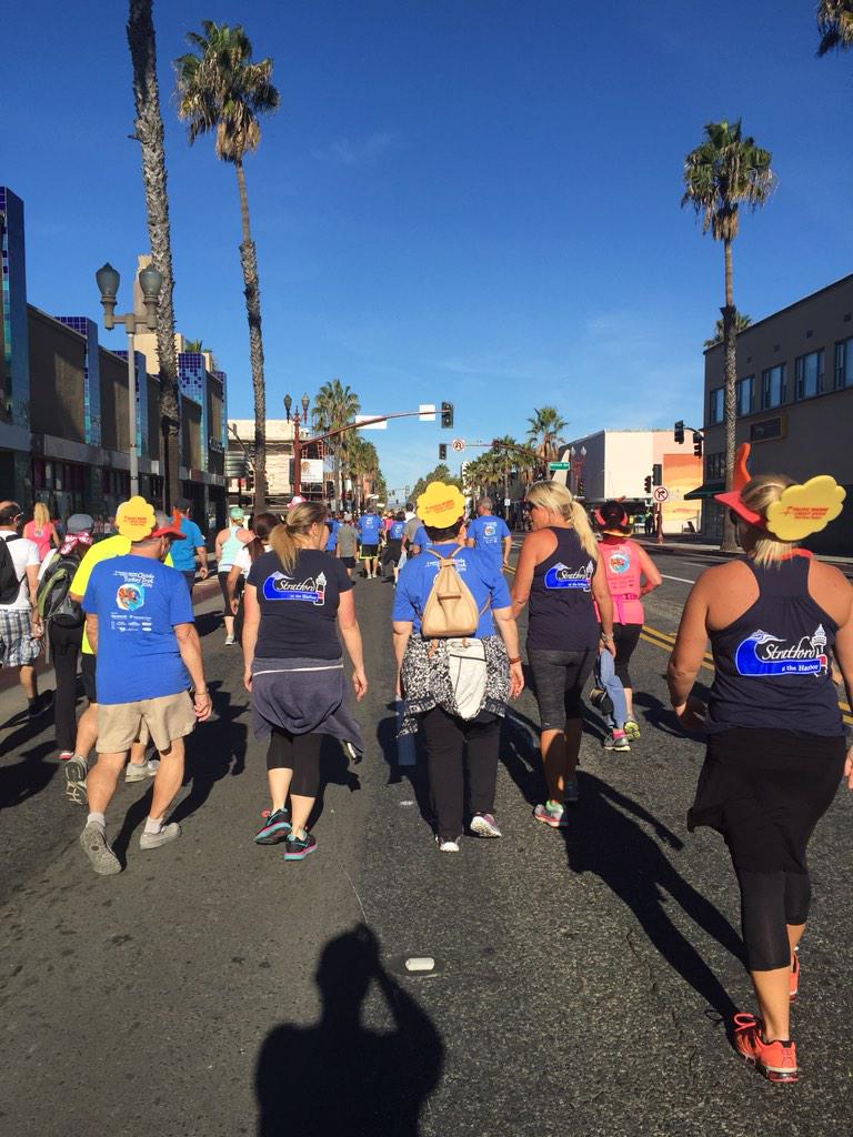 StratfordHarbor's tweet photo. Happy Thanksgiving from Stratford at the Harbor! #osideturkeytrot #teamStratford http://t.co/o4dE5hGjPM