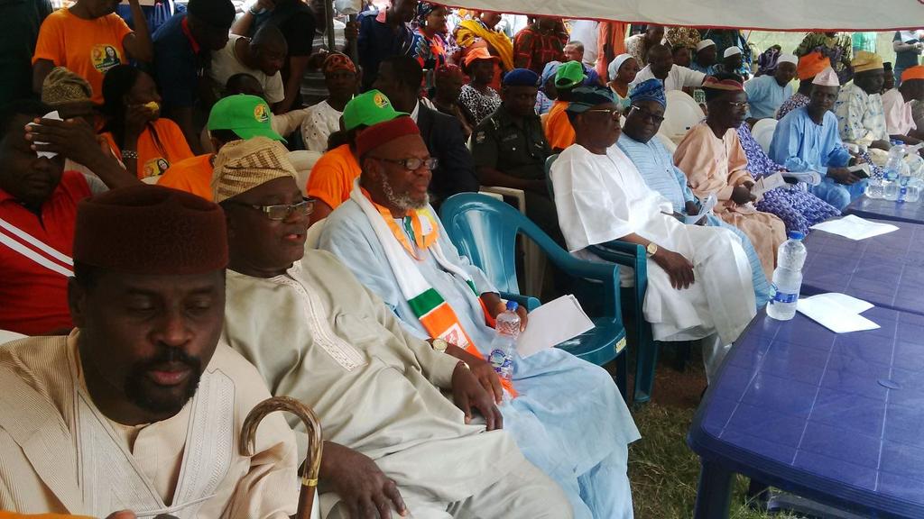 Obadara4Senate's tweet photo. SDP .......... Progress.  Ogun people will see a change a positive change. If anyone can Osoba Can. Obadara can.... http://t.co/BG6DOAQQLz