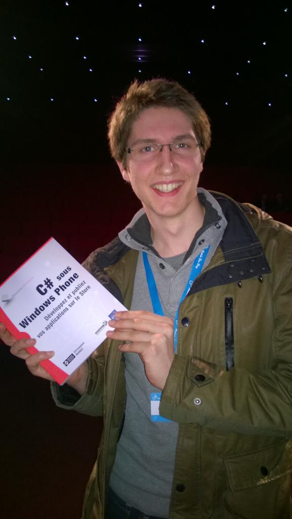 cmaneu's tweet photo. Bravo a Jean-Michel ! Une bonne lecture pour le we ;) cc @EditionsENI #mdd14 http://t.co/N3NvzYW7e6