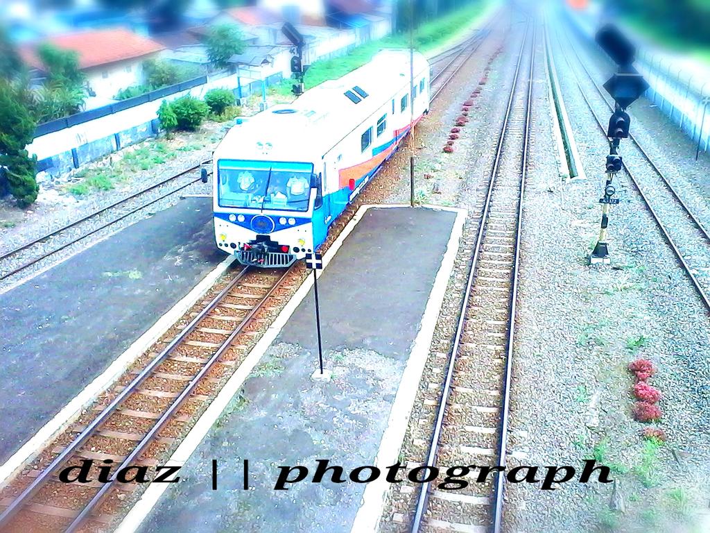 diazilyass's tweet photo. Nih @JKT48Naufal abis #KaCiremai inpeksi lebaran 2014 @Ulfaa_RF @RailFans14 http://t.co/Lq05h0ZcDJ