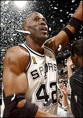 DustinOnHoops's tweet photo. @LeighEllis All Muscle All Time Kevin Wilis #TheStarters http://t.co/R8G8405BVF