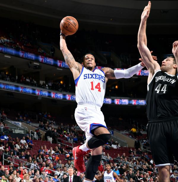 DustinOnHoops's tweet photo. “@SLAMonline: KJ McDaniels Dunks All Over Bojan Bogdanovic (VIDEO) http://t.co/2oopo4tqGO http://t.co/7wzYQshZ53”/Making mom proud