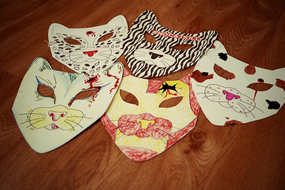 katzen_lobby's tweet photo. Gestalte deine eigene #Katzenmaske gegen #Katzenabschuss! http://t.co/myb3q3XNAG Ein wenig Inspiration vom Team: http://t.co/EyvukRTi0S