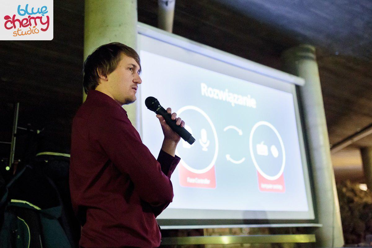 pwrotny's tweet photo. #FaceController: A na @AulaRzeszow wczoraj było tak. FOT. @pkordys (studio bluecherry.pl) :) http://t.co/9kTaLnqeP2