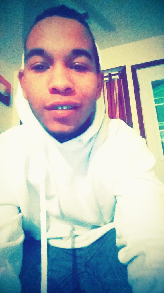 hellagood23's tweet image. Thanksgiving swag watcha know bout it  💯