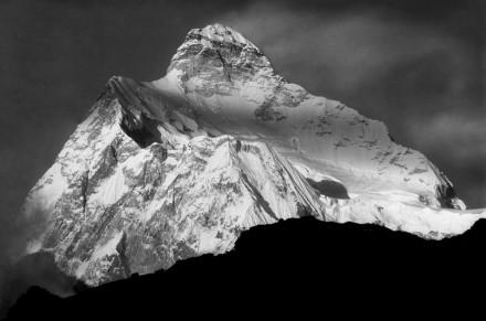 Zwart-wit landschappen van natuurfotograaf en bergbeklimmer Vittorio Sella, zwijmel... bit.ly/1vc5HKp