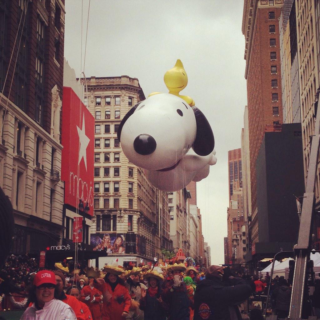 nbc's tweet photo. Just the dog we wanted to see! #Snoopy #MacysParade http://t.co/aVC1rydPPi