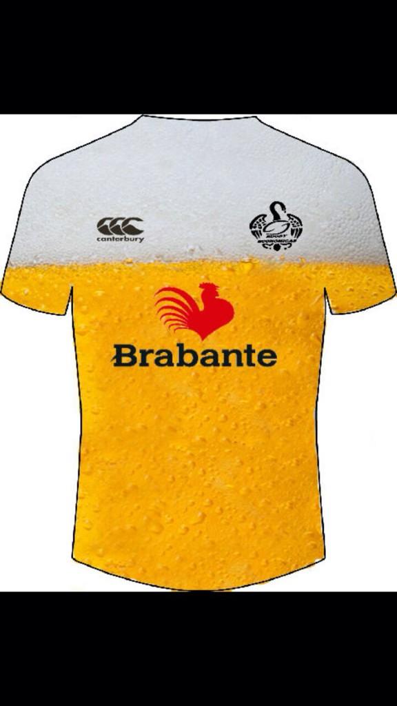 FACTSRUGBY's tweet photo. La mejor camiseta de rugby que he visto en mi vida! Chapó @IEucm http://t.co/T3ZcTERlMz